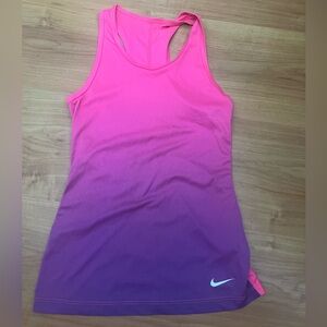 nike athletic tank top